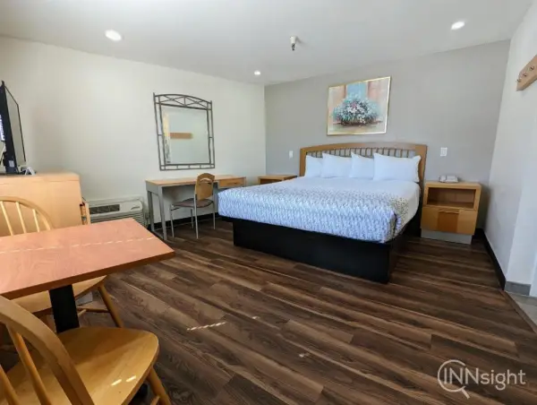 Royal Inn 10
